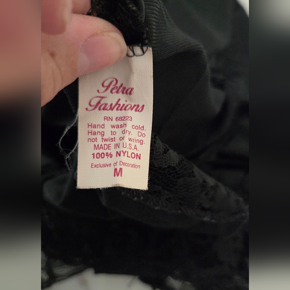 Petra‎ Fashions Vintage Nightie, Retro Nightgown, Intimate Lace Gown, Slip - Picture 6 of 12